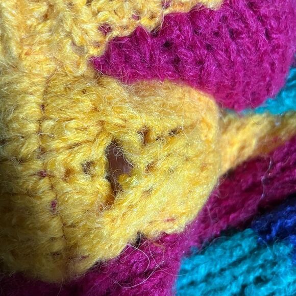 Vintage 80’s/ 90’s funky pop art mohair blend sweater - Picture 7 of 7